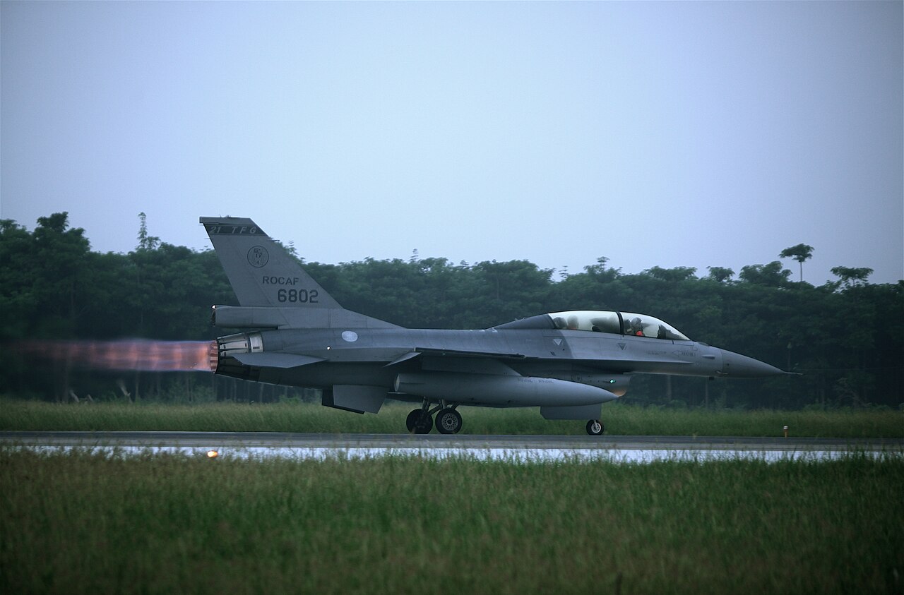 Taiwán recibió sus primeros dos F-16C Block 70 tras años de demoras